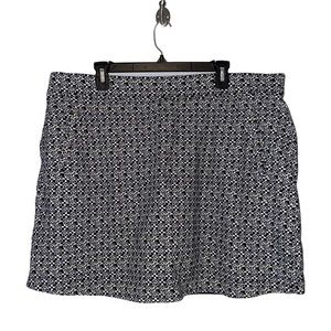 T by Talbots Skort Size 2XP Black White Geometric Floral UPF 50 Skirt Short Golf